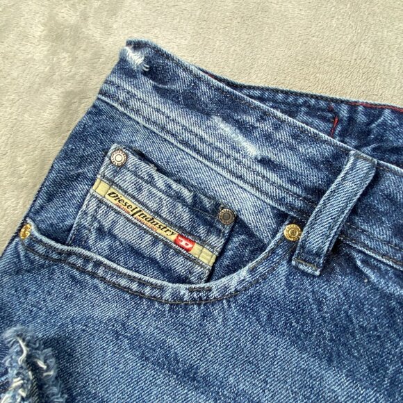 Vintage Diesel Industry Baggy Jeans 33 Blue Denim All Day Comfort Distressed Hem - Picture 5 of 14